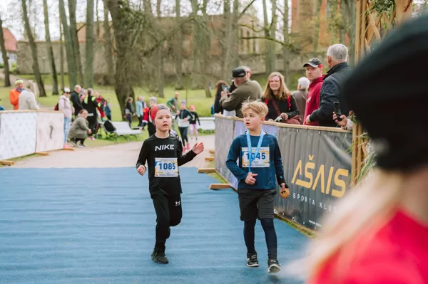 Bērnu skrējiens 2024! Foto - Guntis Bērziņš